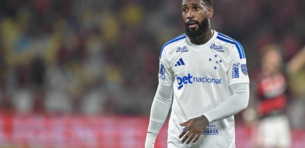 Gerson enfrenta hostilidade da torcida e eliminação do Cruzeiro diante do Flamengo