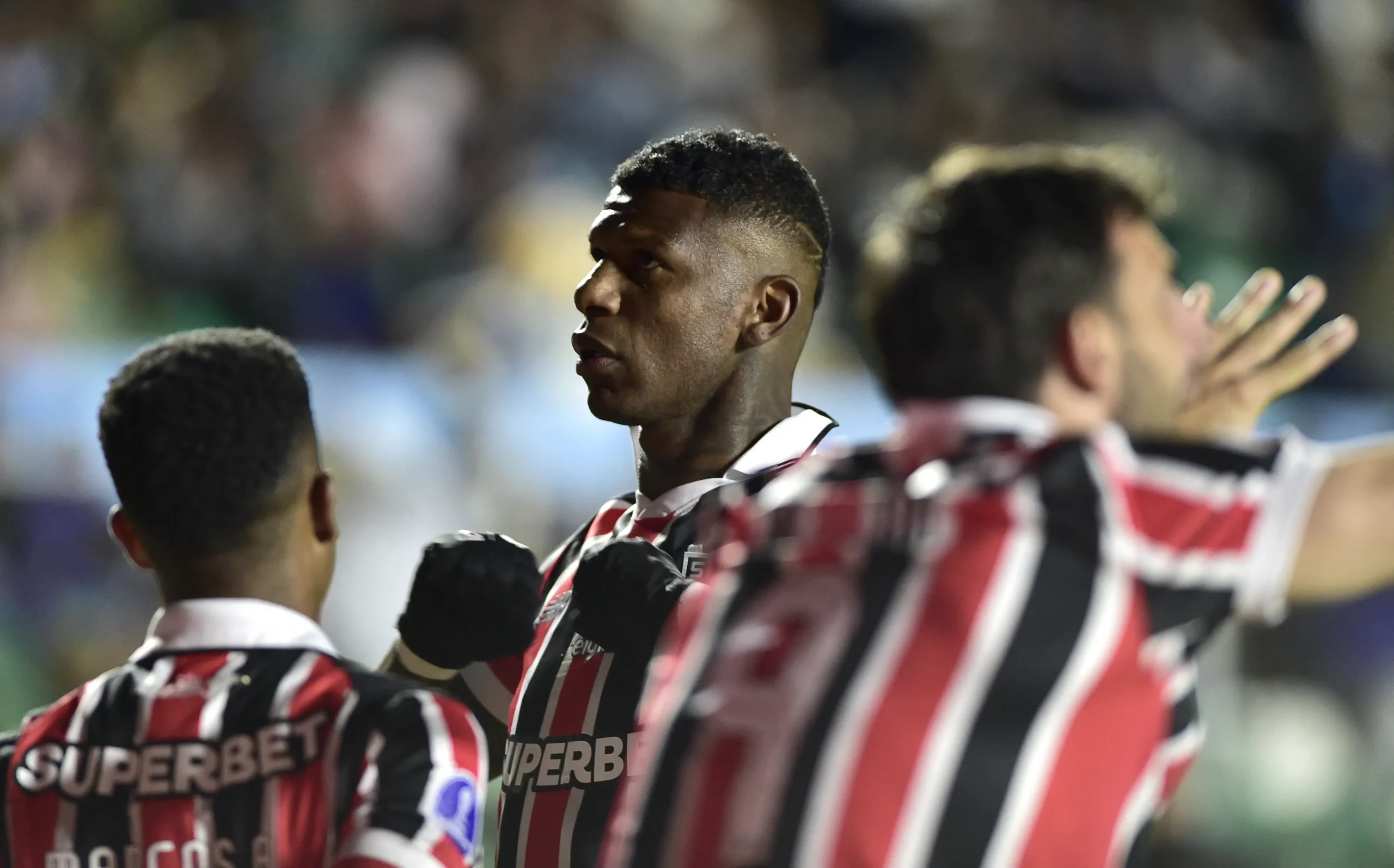 Gol de Arboleda garante empate importante do São Paulo diante do Bolívar em La Paz