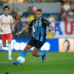 Grêmio contesta arbitragem e busca esclarecimentos na CBF após revés no Brasileiro