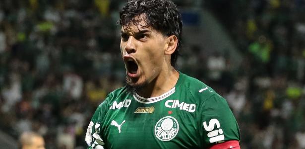 Gustavo Gómez renova contrato com o Palmeiras até o fim de 2030