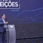 Haddad critica estilo de Tarcísio em debate sobre privatizações na Band