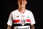 Iago é registrado no BID e reforça o São Paulo para o duelo contra o Grêmio