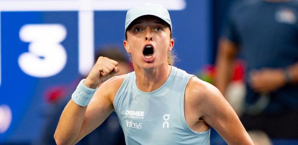 Iga Swiatek domina Elena Rybakina e fatura o título do WTA 1000 de Toronto