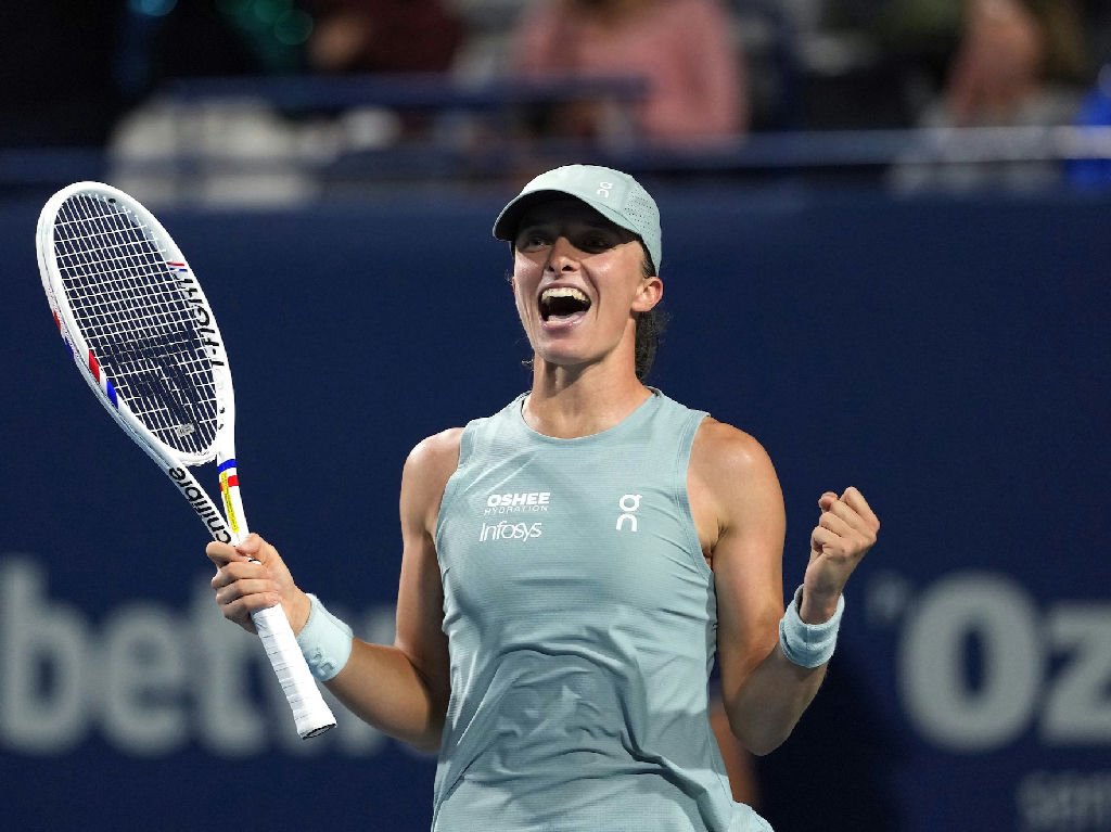 Iga Swiatek domina final em Toronto e alcança marca histórica no circuito WTA