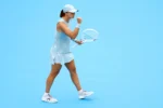 Iga Swiatek domina quadra e garante vaga nas quartas do WTA 1000 de Cincinnati