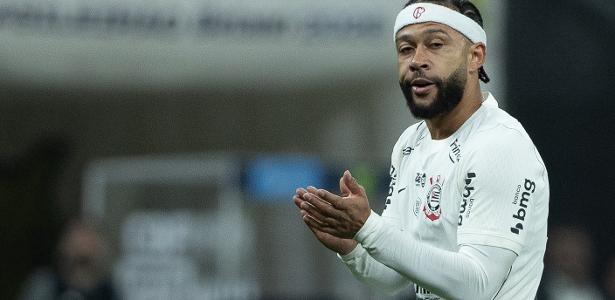 Impasse em negociação de Memphis Depay gera divergência entre Corinthians e staff