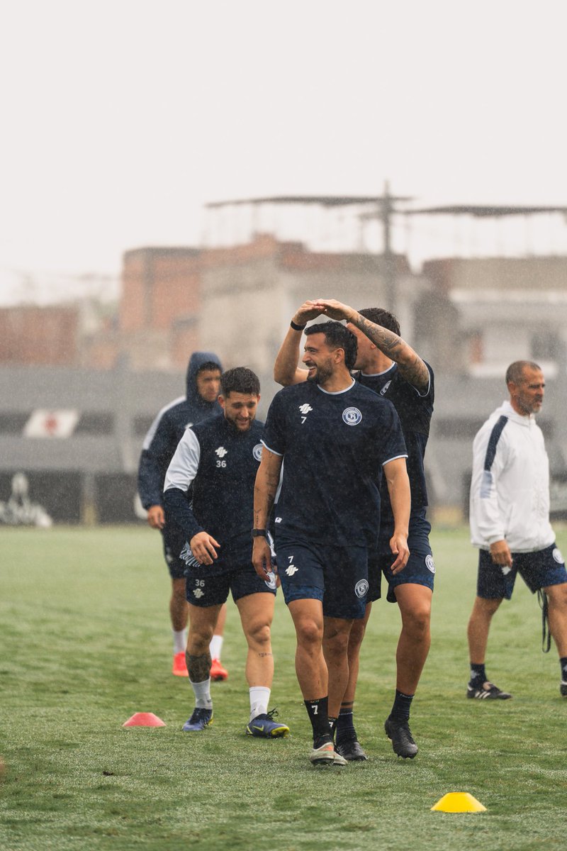 Independiente Rivadavia finaliza preparação no CT Moacyr Barbosa antes de duelo pela Libertadores