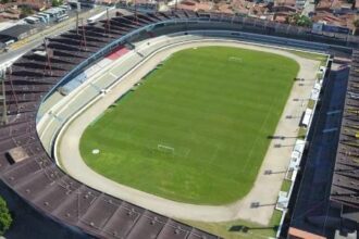 Interdição do Estádio Rei Pelé é recomendada após laudo apontar risco de colapso
