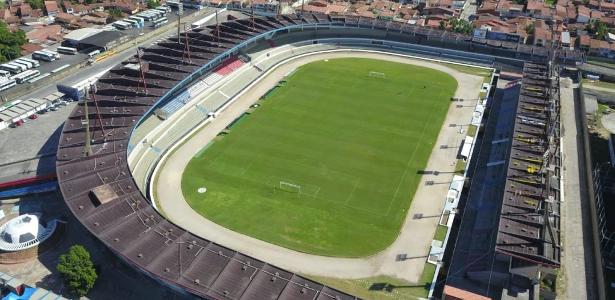 Interdição do Estádio Rei Pelé é recomendada após laudo apontar risco de colapso