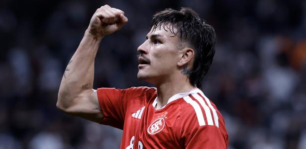Internacional e Atlético-mg se enfrentam pelo Brasileirão no Beira-rio