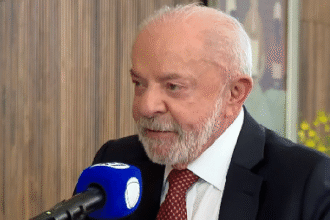 Intervenção no Corinthians: Lula aborda crise e defende apuração sobre dívidas
