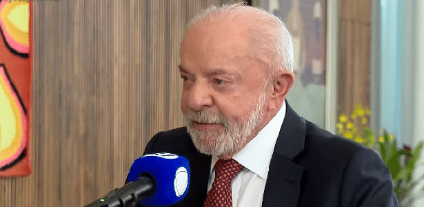 Intervenção no Corinthians: Lula aborda crise e defende apuração sobre dívidas