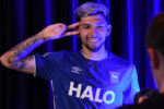 Ipswich Town oficializa contratações de Julio Enciso e Abdoul Ouattara
