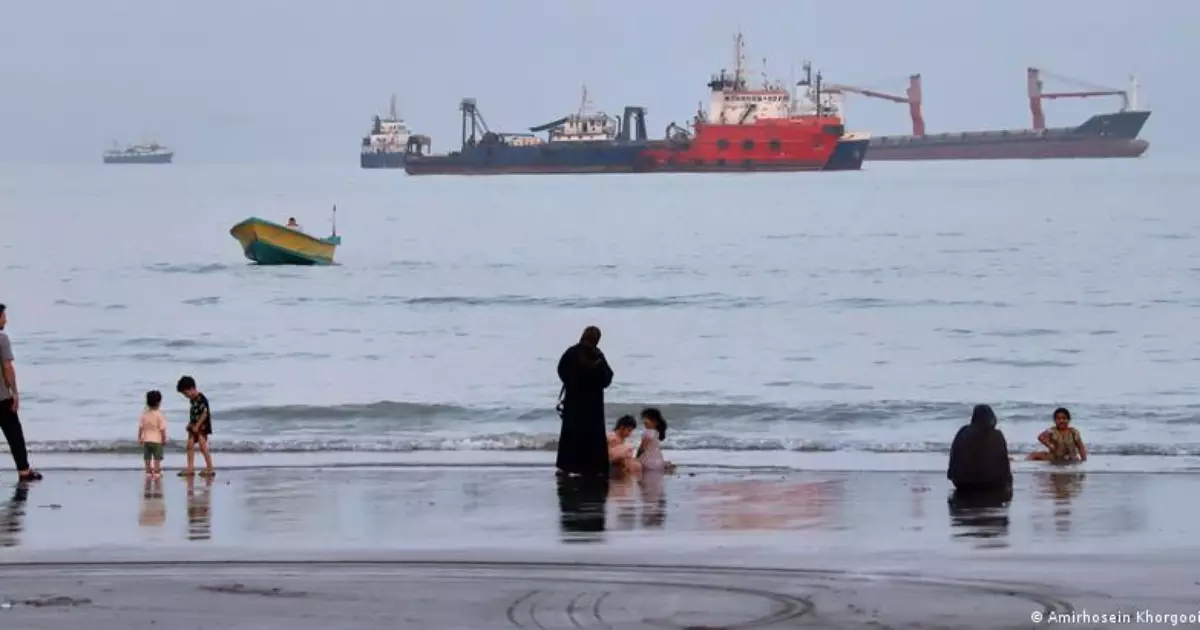 Irã condiciona reabertura do Estreito de Ormuz a indenizações e fim de sanções dos EUA