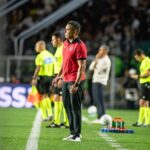 Jair Ventura cobra postura do Vitória após derrota para o Vasco na Copa do Brasil