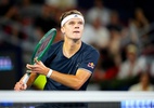 Jakub Mensik supera Botic van de Zandschulp e avança no Masters 1000 de Montréal