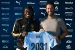 Jérémy Doku estende vínculo com o Manchester City até 2031