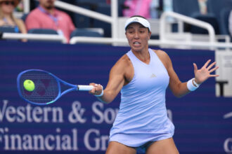 Jessica Pegula derrota Iga Swiatek e alcança marca histórica em Cincinnati