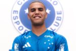 João Costa reforça o ataque do Cruzeiro após passagem pelo futebol saudita