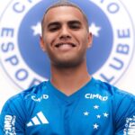 João Costa reforça o ataque do Cruzeiro após passagem pelo futebol saudita