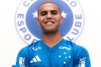 João Costa reforça o ataque do Cruzeiro após passagem pelo futebol saudita