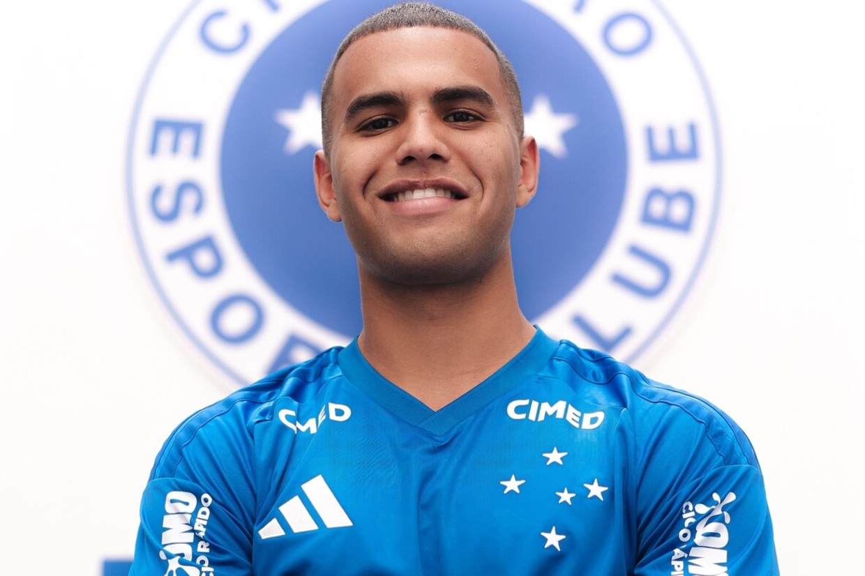 João Costa reforça o ataque do Cruzeiro após passagem pelo futebol saudita