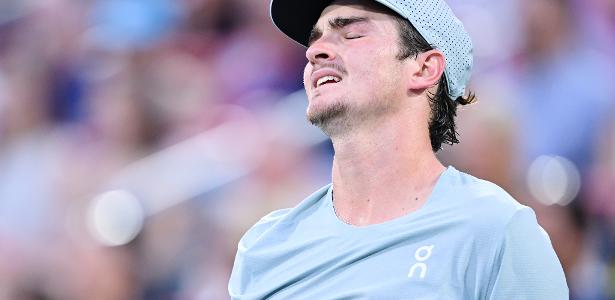 João Fonseca desiste do US Open para focar em recuperação de lesão abdominal