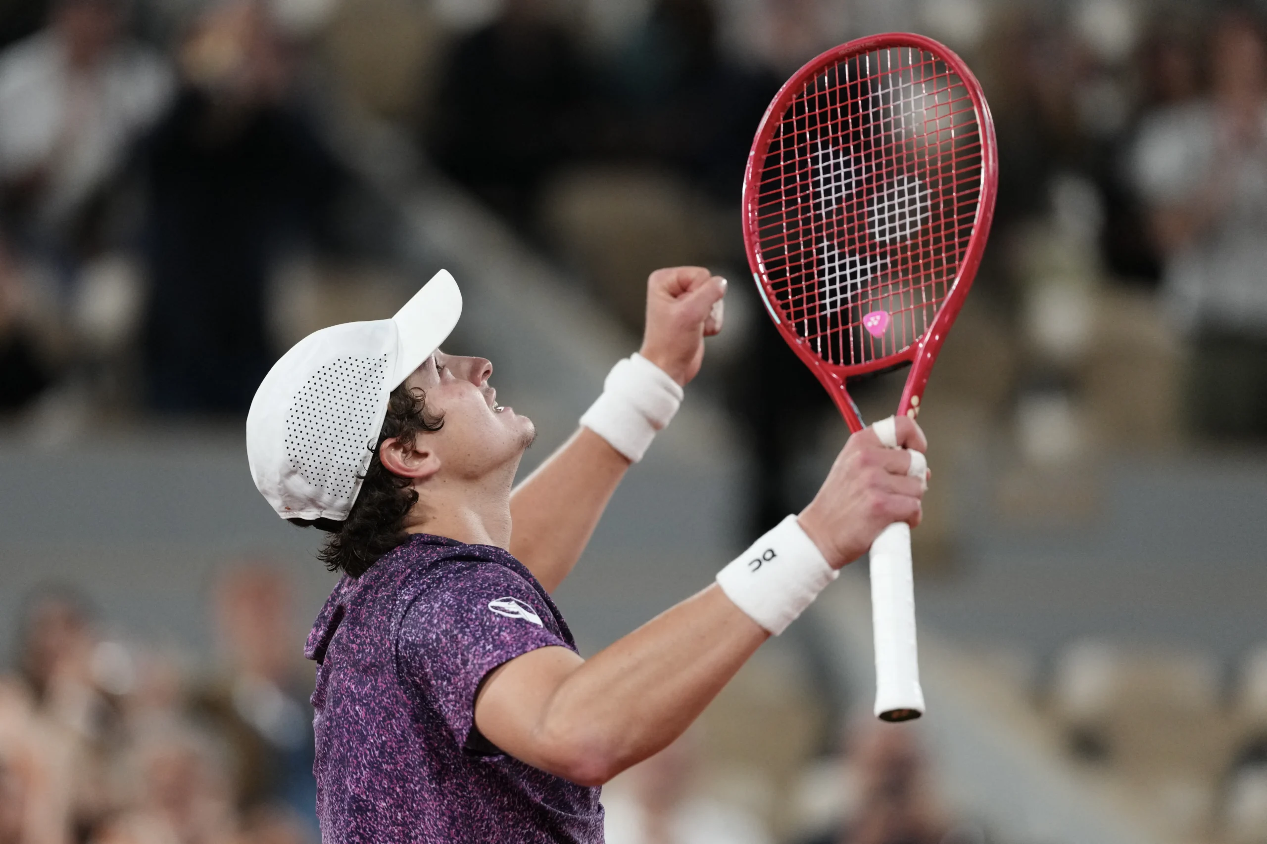 João Fonseca encara Stefanos Tsitsipas no Masters 1000 de Montreal