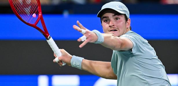 João Fonseca enfrenta Botic Van de Zandschulp na estreia do Masters 1000 de Cincinnati