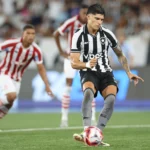 Joaquín Correa rescinde com o Botafogo e retorna ao Estudiantes