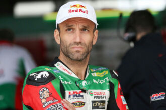 Johann Zarco retoma atividades em pista após grave lesão no joelho