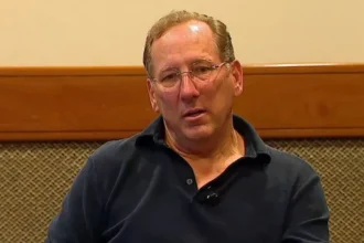 John Textor busca retomar controle da SAF do Botafogo após silêncio da Eagle Bidco