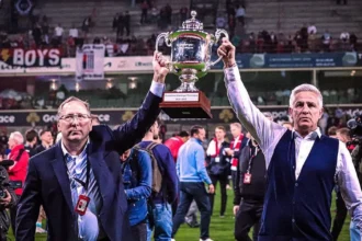 John Textor contesta legitimidade da transferência de controle do RWDM Brussels