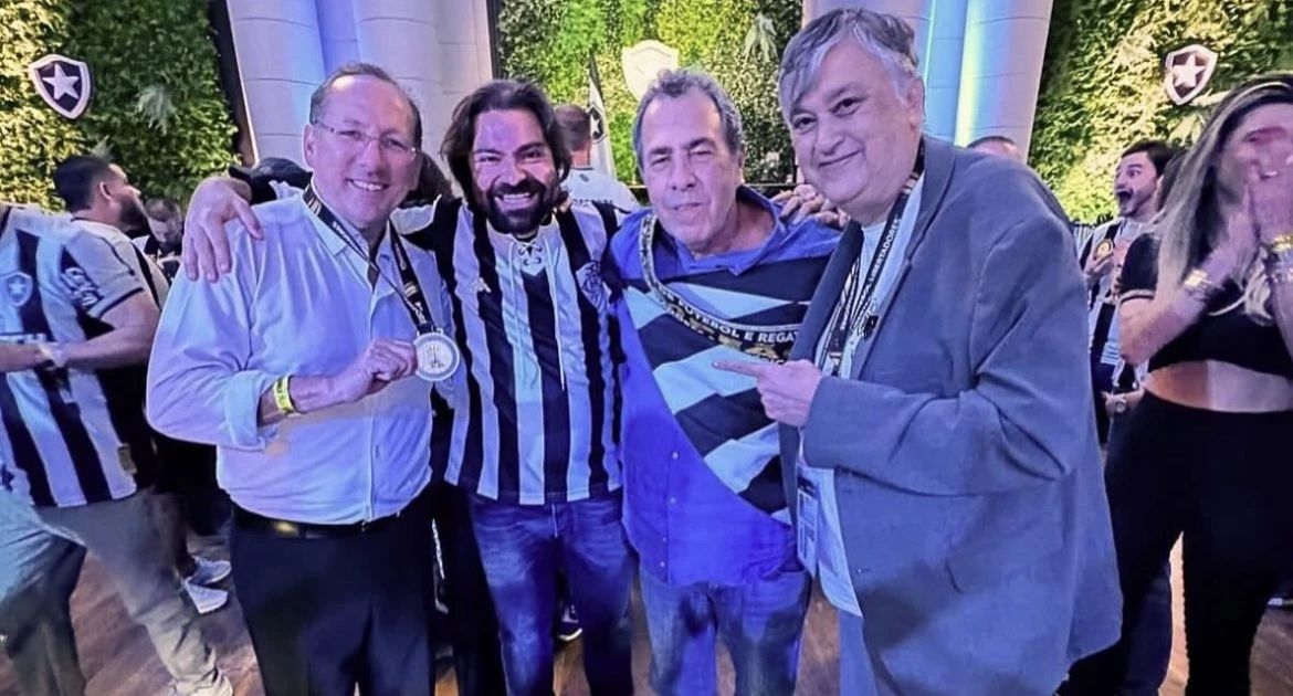 John Textor dispara contra Montenegro e questiona futuro da gestão no Botafogo