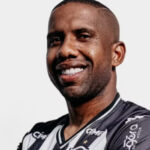 Jonas Toró é anunciado como reforço do Botafogo da Paraíba até 2026