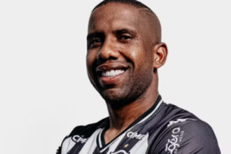 Jonas Toró é anunciado como reforço do Botafogo da Paraíba até 2026