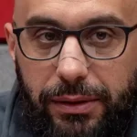 Jornalista agredido em cobertura de debate lamenta violência e exposição pública