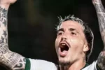 Josué atinge marcas históricas no Coritiba e lidera Brasileirão em assistências