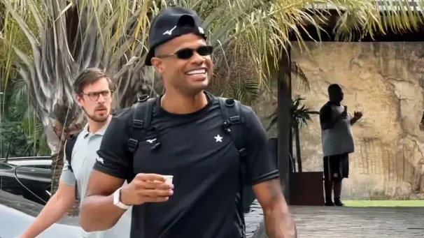 Júnior Santos retorna ao Botafogo para duelo decisivo na Copa Sul-americana