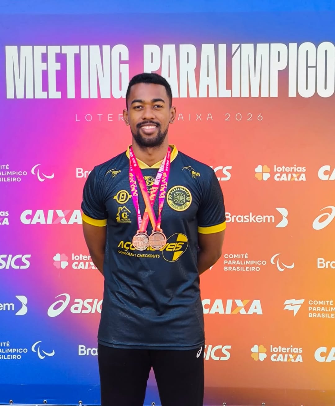 Kaio Branco conquista medalhas em estreia no atletismo pelo Vasco