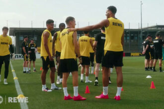 Karetsas realiza primeiro treinamento com elenco do Borussia Dortmund
