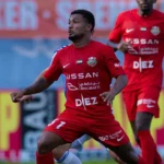 Kauan Santos brilha com duas assistências na estreia vitoriosa do Shabab Al Ahli