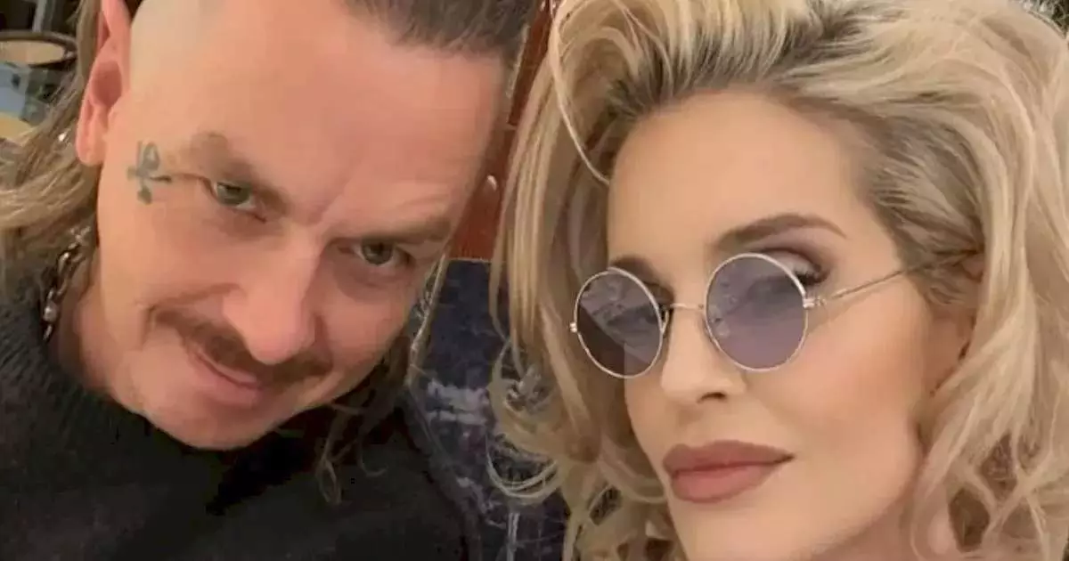 Kelly Osbourne expõe Sid Wilson após demissão do Slipknot e cobra pensão