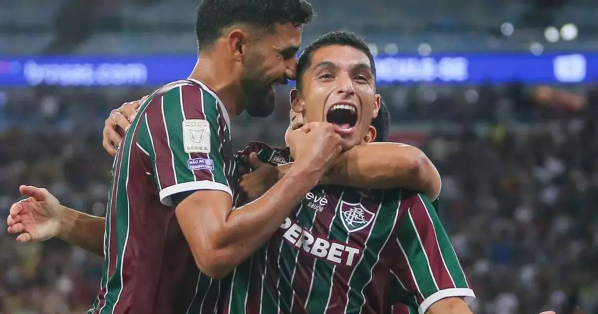 Kevin Serna brilha e garante virada do Fluminense sobre o Remo no Maracanã