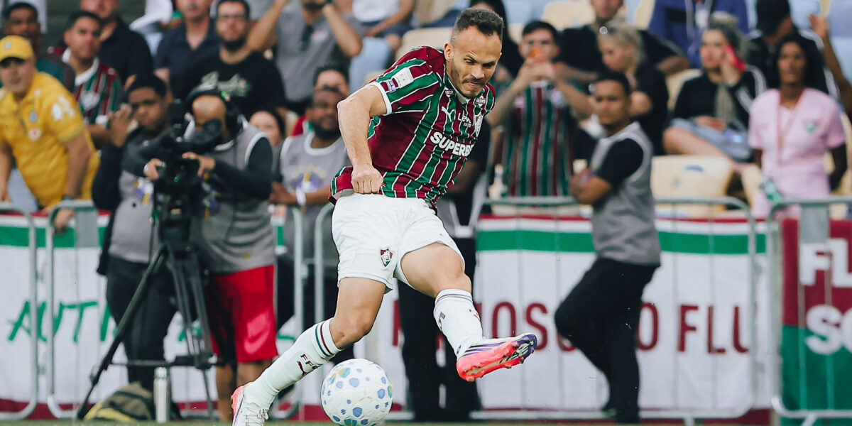 Lateral Renê brilha com estatísticas robustas em triunfo do Fluminense no Campeonato Brasileiro