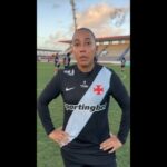 Layza Brum celebra atuação decisiva em vitória do Vasco no futebol feminino