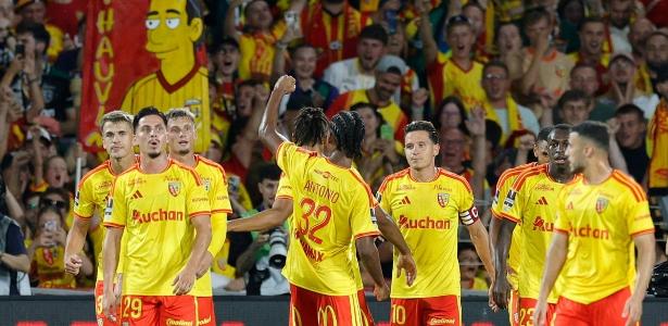 Lens derruba PSG por 1 a 0 e fatura título inédito da Supercopa da França neste domingo