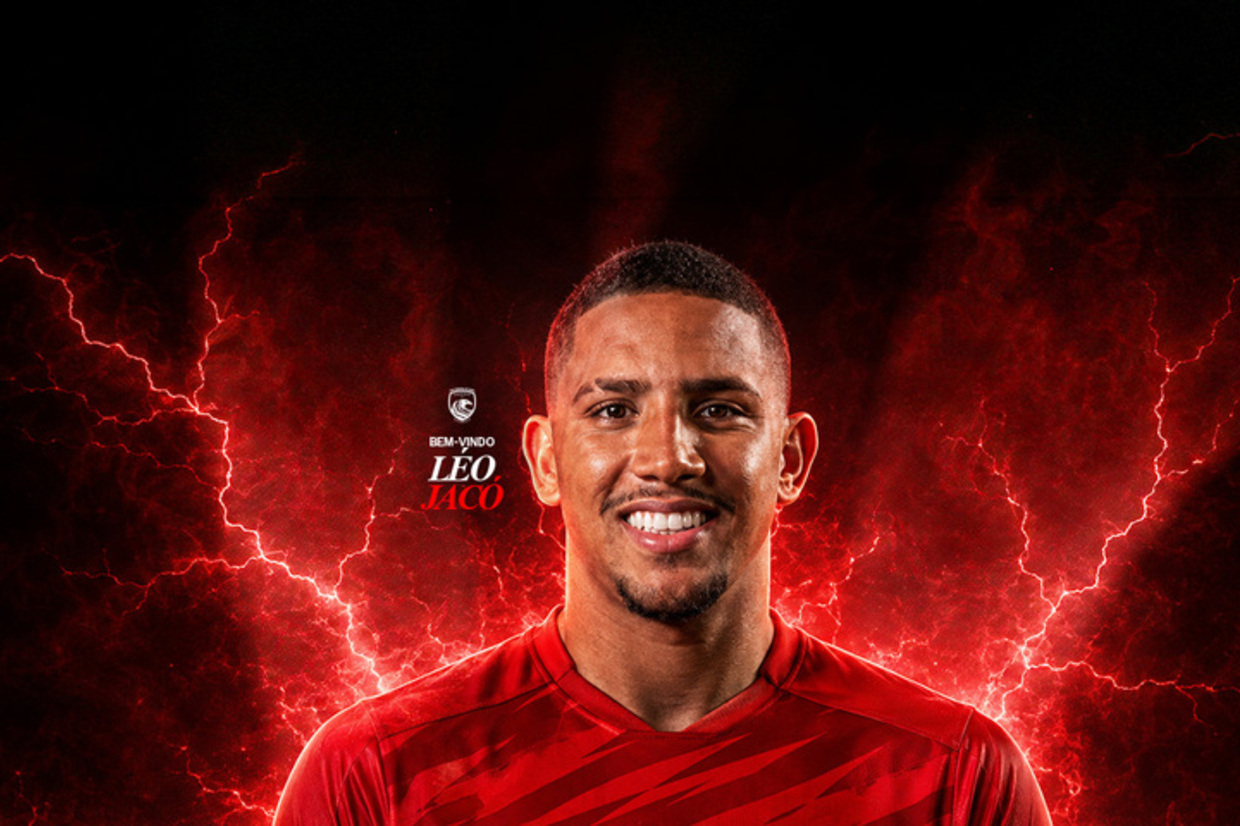 Léo Jacó reforça o Santa Clara com contrato de quatro temporadas
