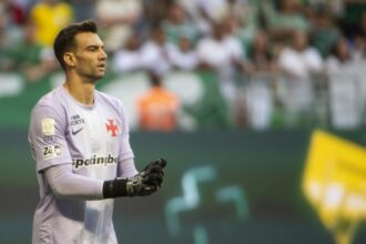 Léo Jardim analisa revés do Vasco diante do Palmeiras no Brasileirão