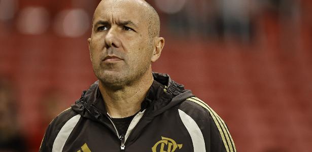 Leonardo Jardim detalha estratégia do Flamengo na classificação contra o Cruzeiro